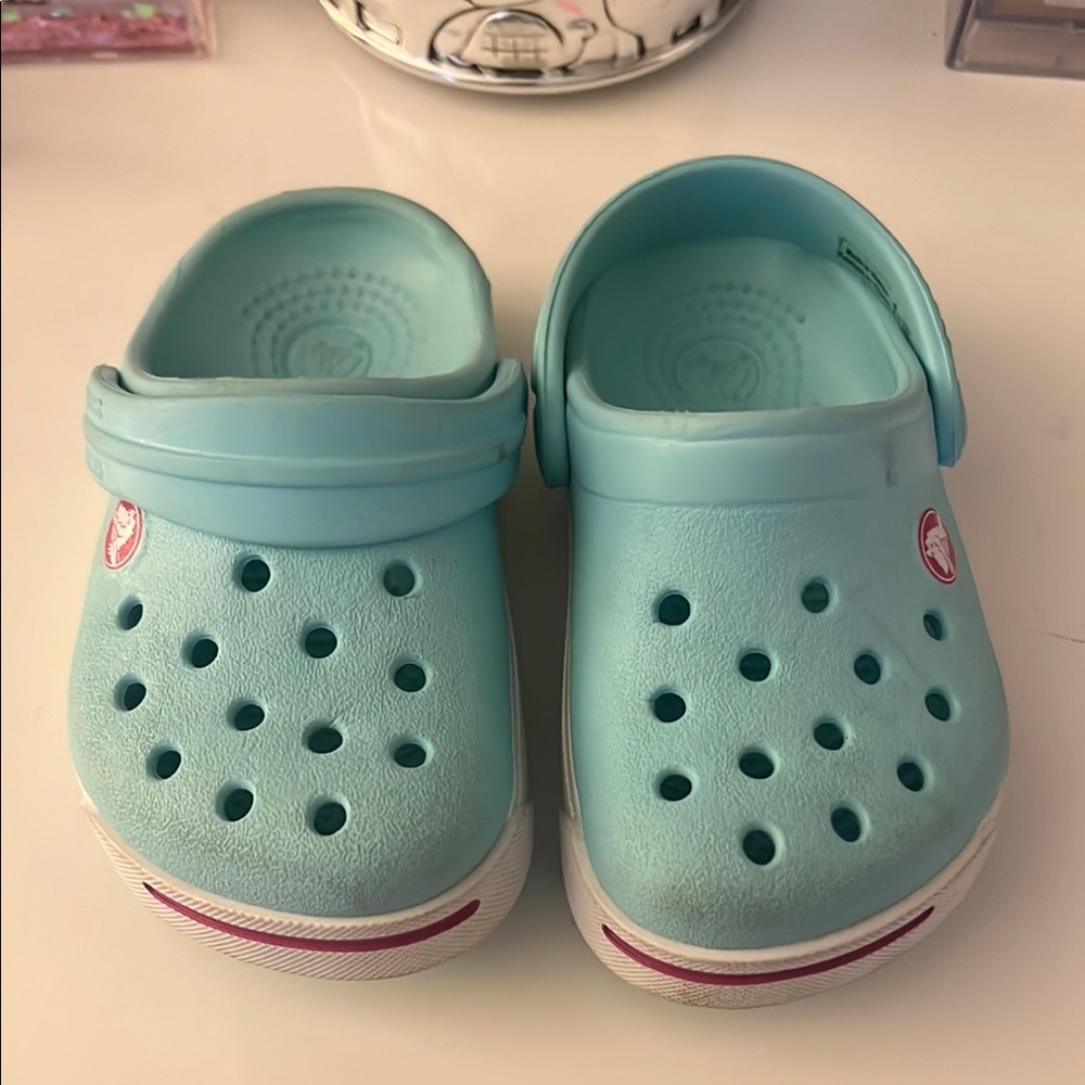 CROCS Blue Slippers with Signature Comfort and Ventilation